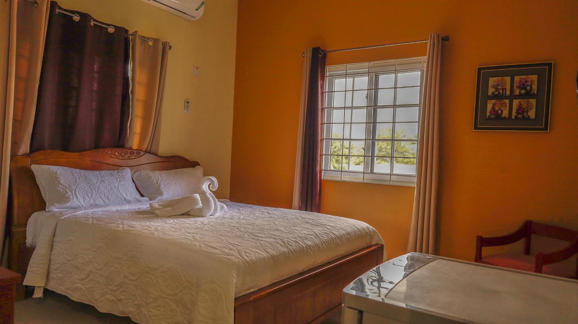 Ivs Bed And Breakfast Kingston Bagian luar foto